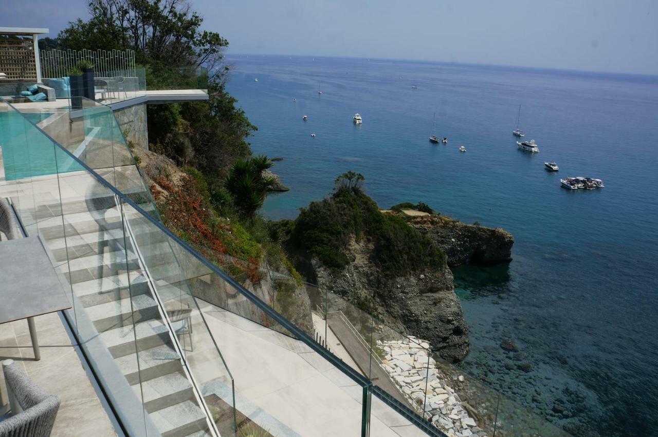 B&B Capo Torre Resort & Spa Albisola Superiore Eksteriør billede