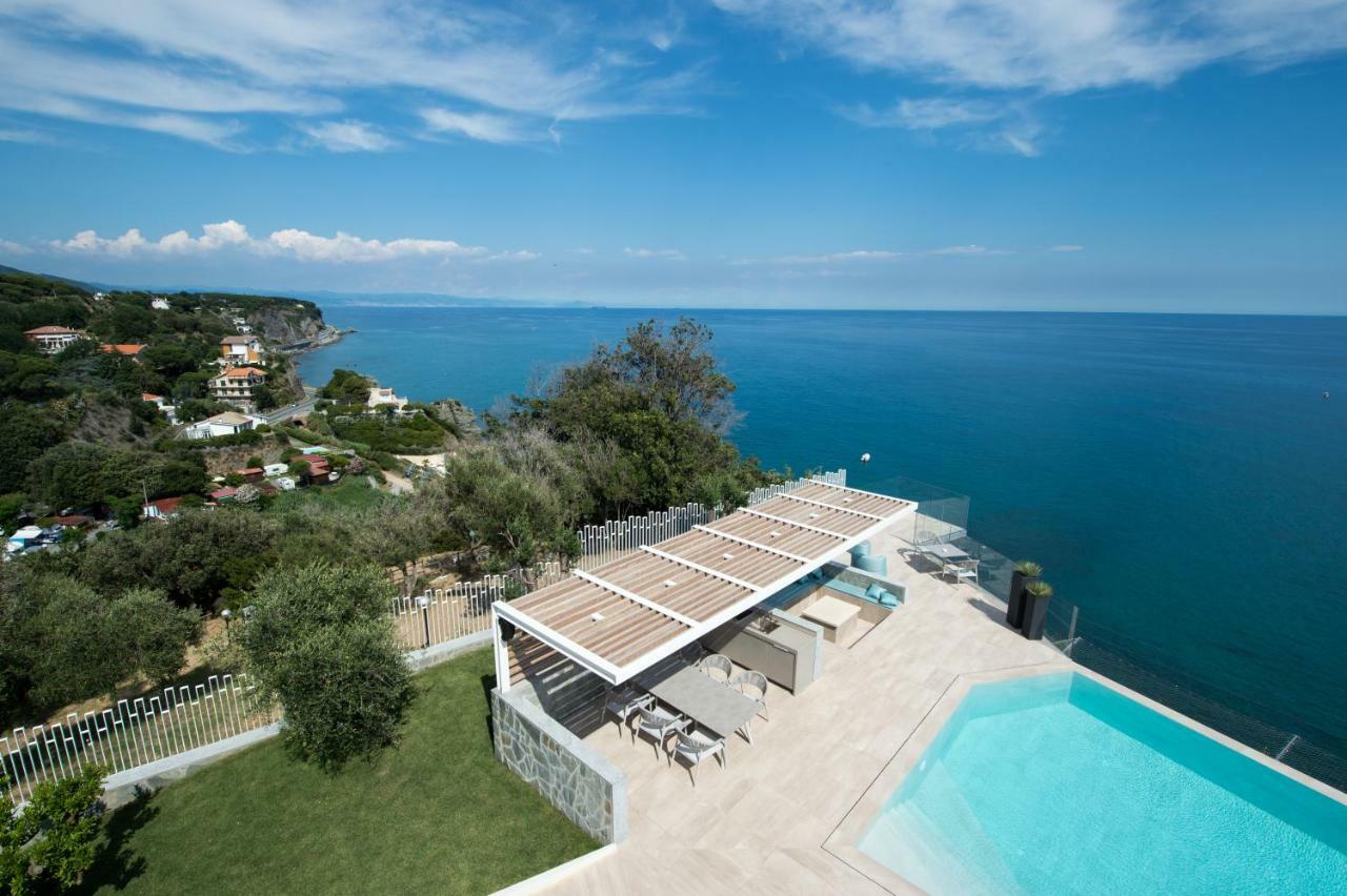 B&B Capo Torre Resort & Spa Albisola Superiore Eksteriør billede