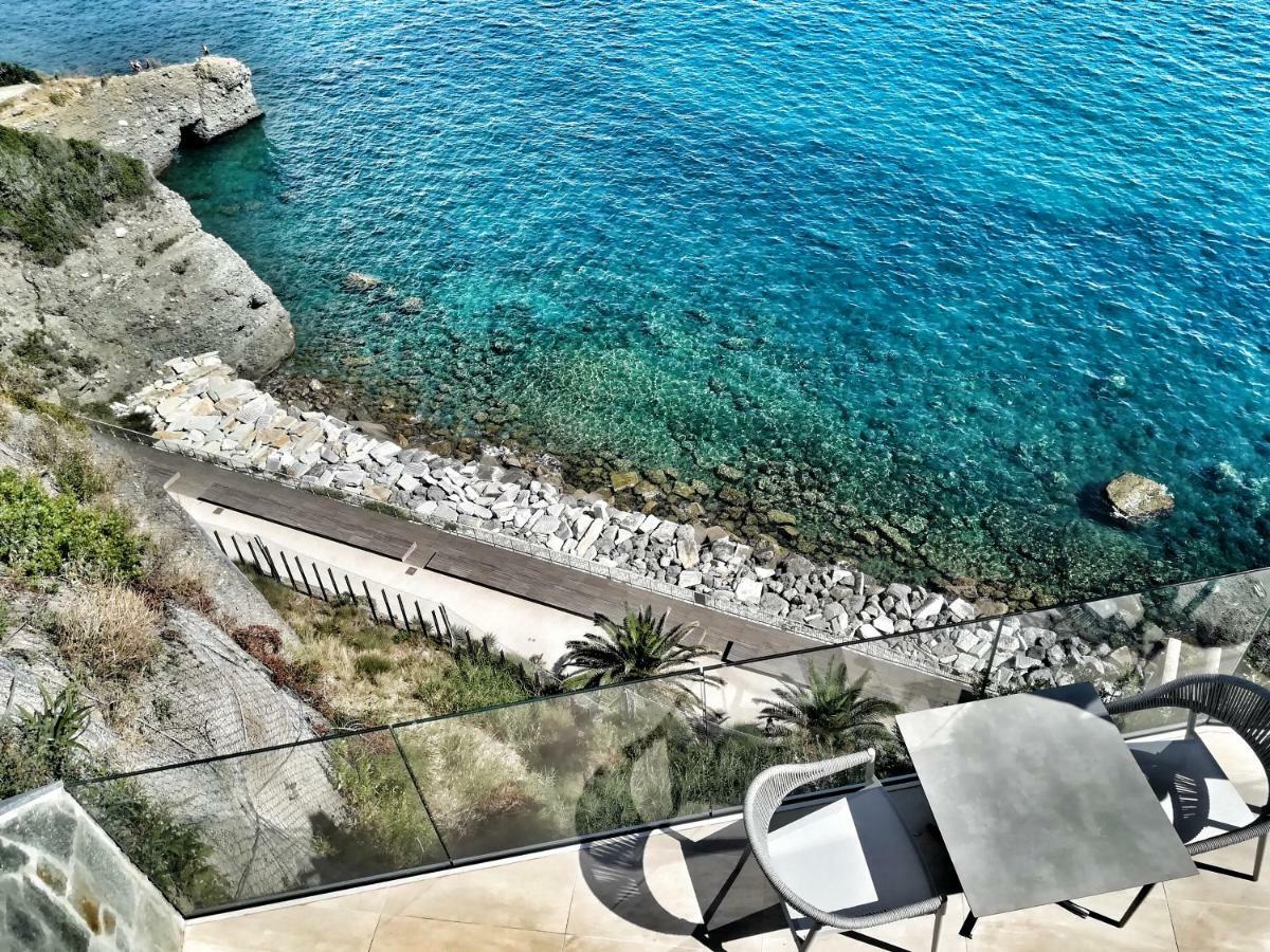 B&B Capo Torre Resort & Spa Albisola Superiore Eksteriør billede